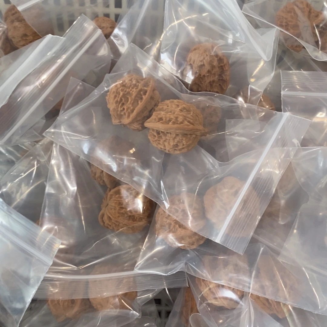 文玩核桃吊坠野果