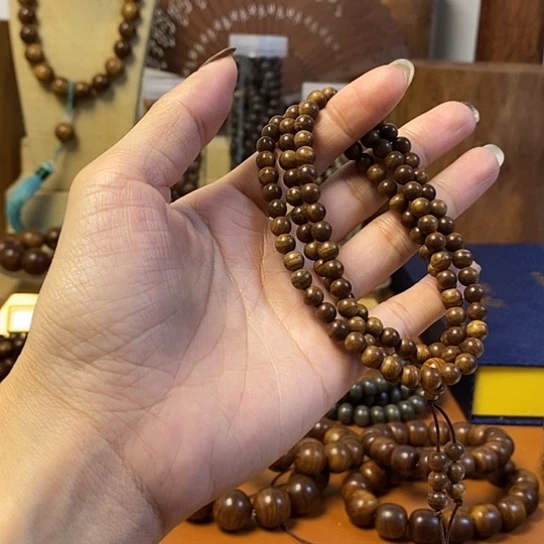 老山檀香黑肉沉水0.6/108颗