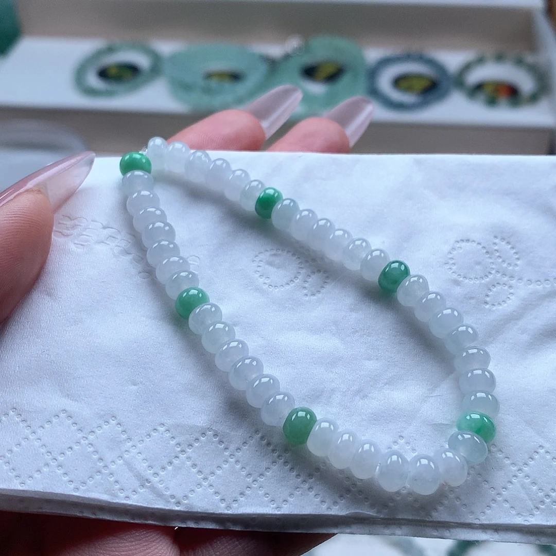 翡翠未镶嵌手串股珠双色5.6