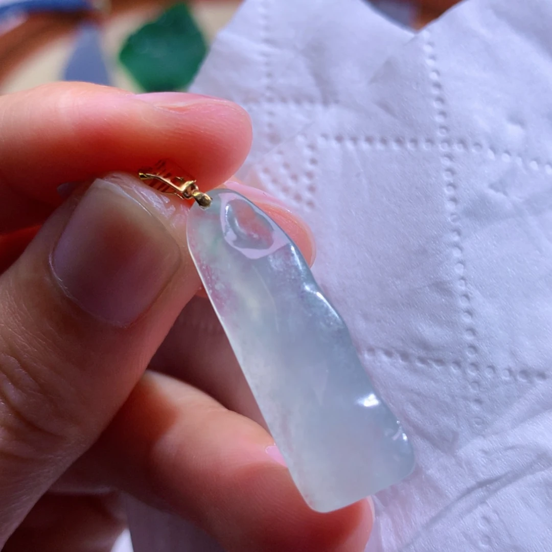 【闪购商品】翡翠未镶嵌吊坠(不含链)