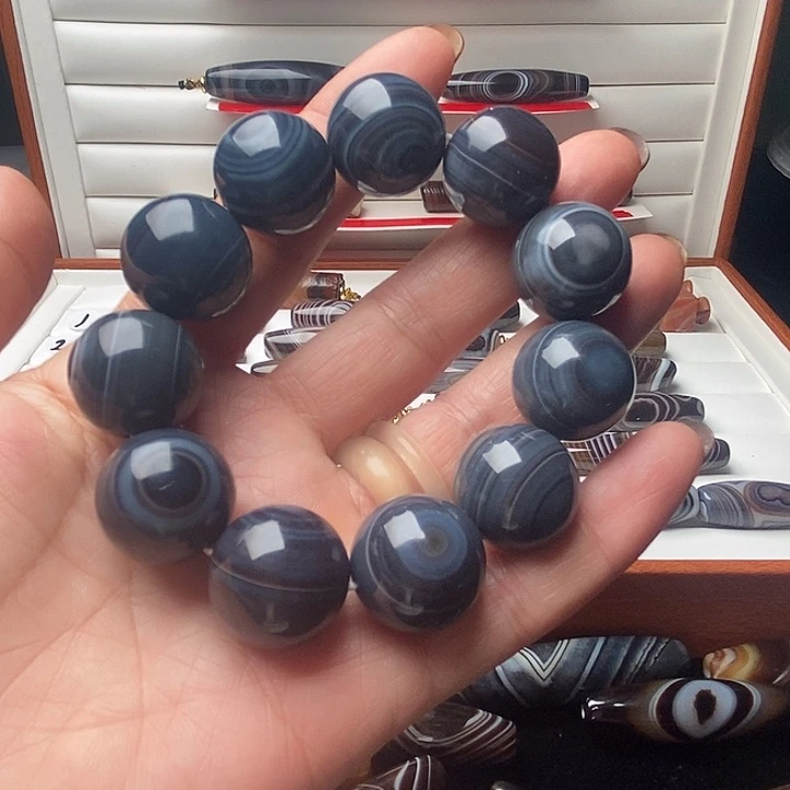 玛瑙/玉髓未镶嵌珠宝半成品