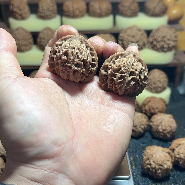 【闪购商品】把件文玩核桃宫灯