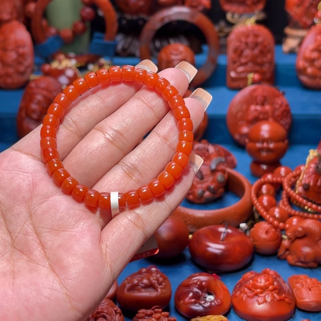 未镶嵌雕刻南红玛瑙