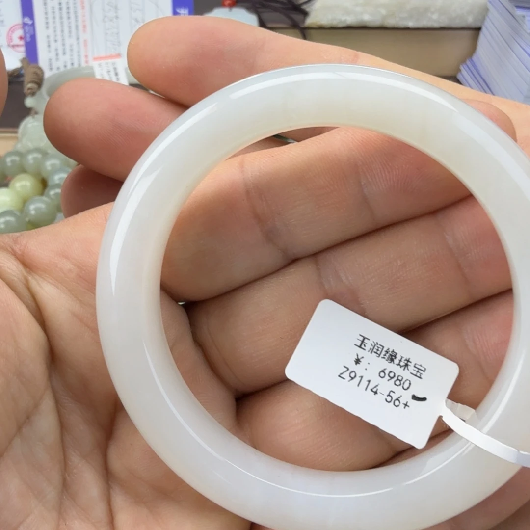 和田玉（糖玉）未镶嵌手镯
