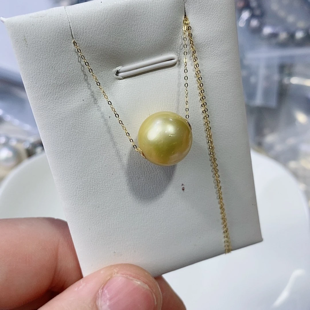 海水珍珠颈饰18K金镶嵌