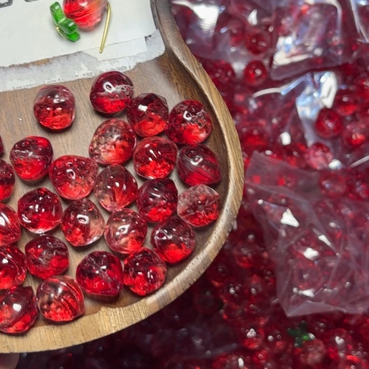 非金属大红琉璃草莓95➕