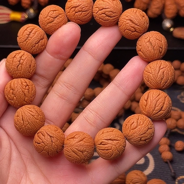 手串桃核金丝龙珠1.6