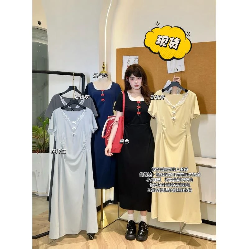 现货【三三】欧若风大码胖MM减龄显瘦夏日设计感短袖连衣裙 05021D