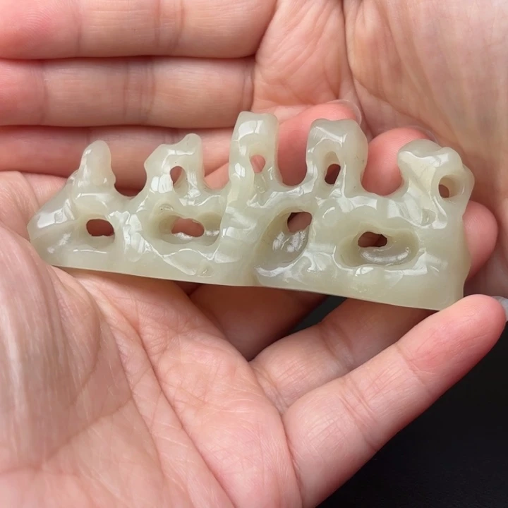 未镶嵌和田玉挂件步****6