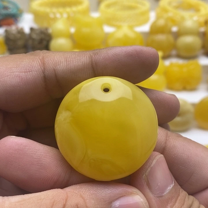 未镶嵌蜜蜡裸石定制公主扣