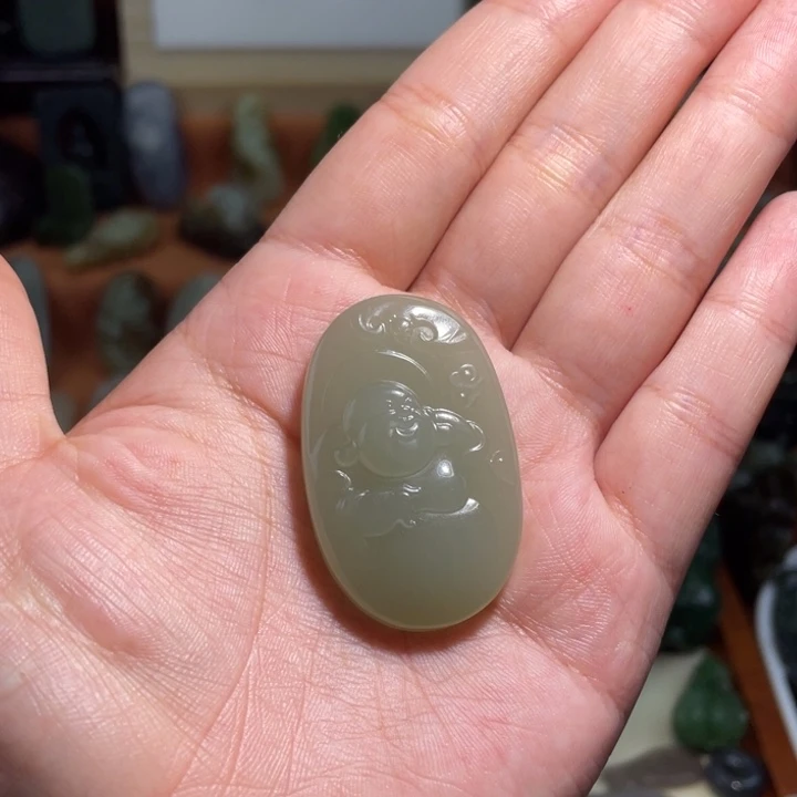 颈饰未镶嵌和田玉