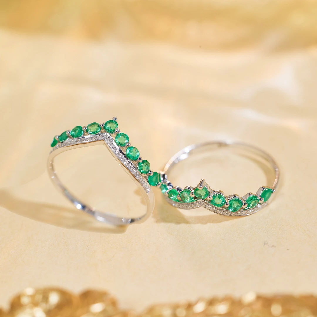 非遗好物分享【歪歪】祖母绿v形戒指18K金镶嵌（多样性发一）XB-U8152