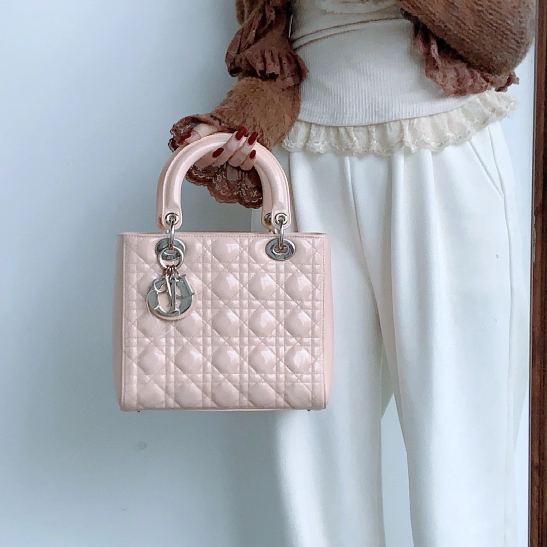 95新 DIOR/迪奥 dior 裸粉色漆皮五格戴妃