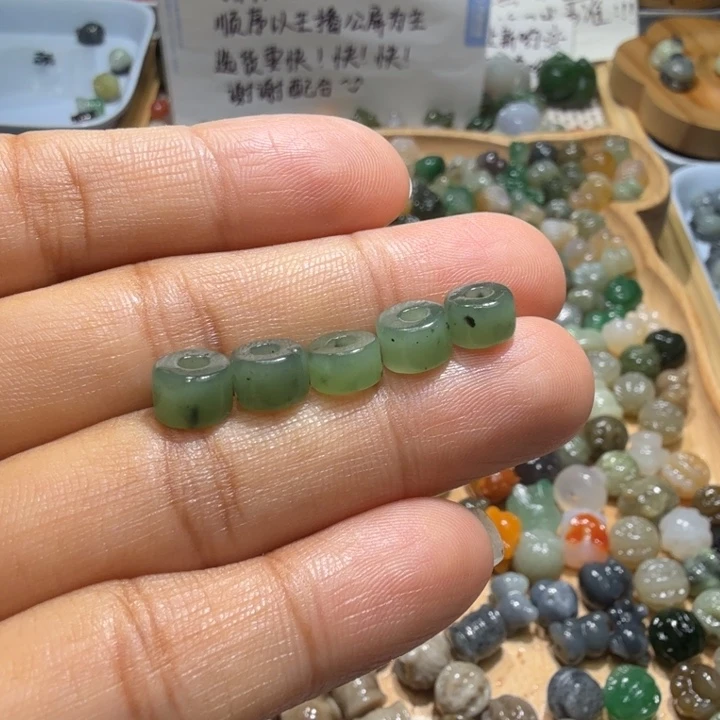 和田玉未镶嵌珠宝半成品