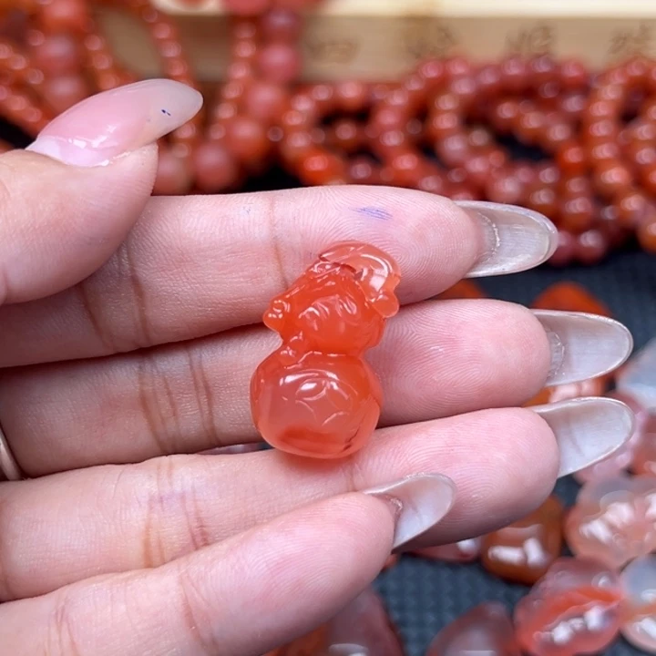 v***n南红玛瑙未镶嵌吊坠(不含链)