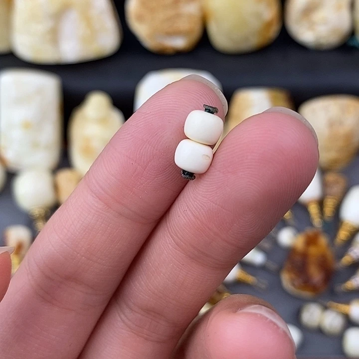 琥珀未镶嵌裸石6对珠