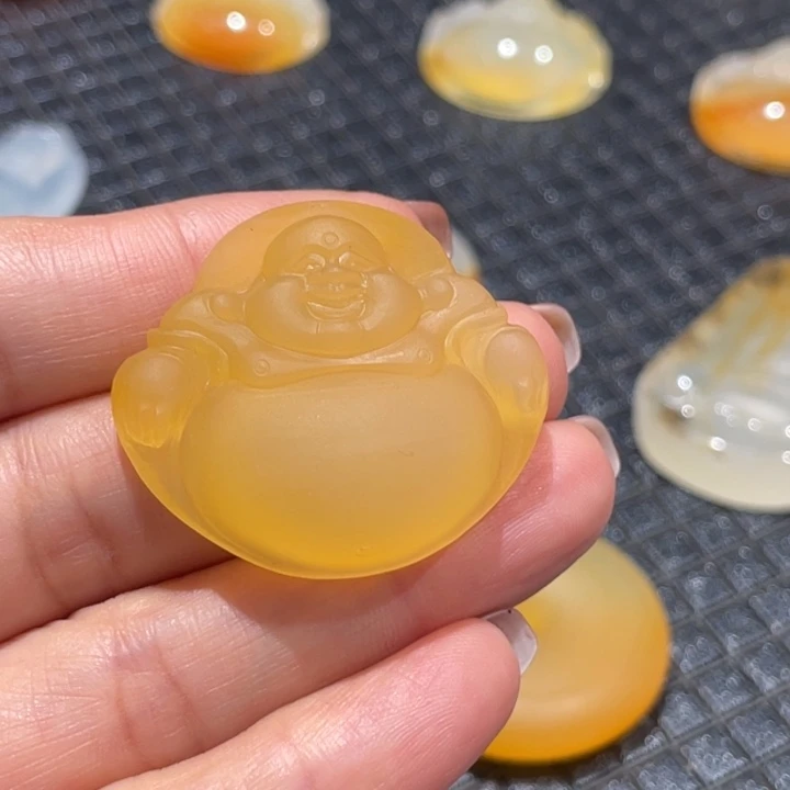 未镶嵌石英质玉（黄龙玉）挂件