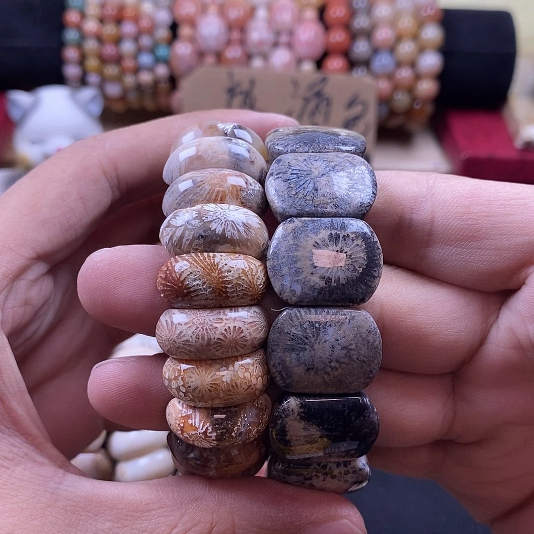 硅化珊瑚（珊瑚玉）手牌未镶嵌琴**胆