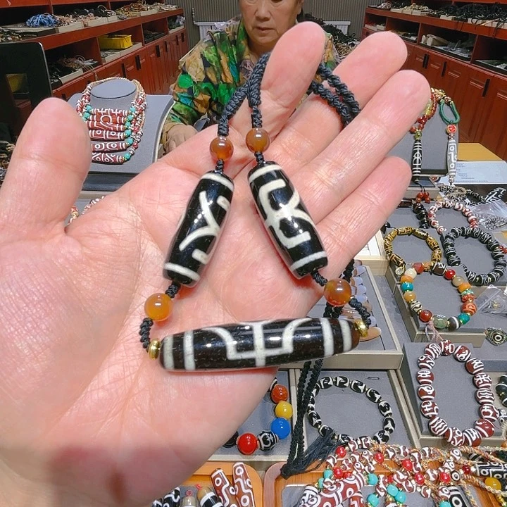 未镶嵌玛瑙/玉髓珠宝奇石