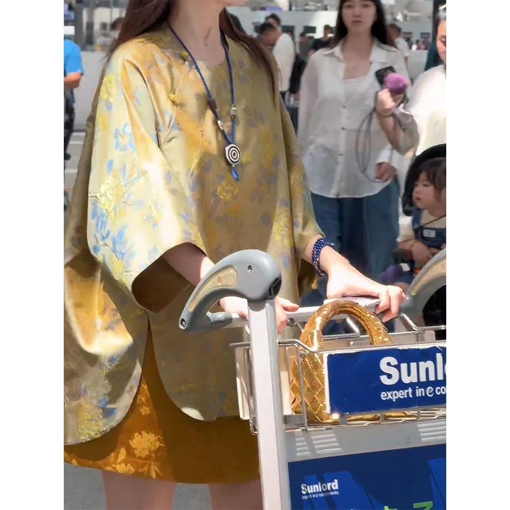 新中式国风年轻款复古改良唐装高级感2025年夏季超火新款上衣小衫