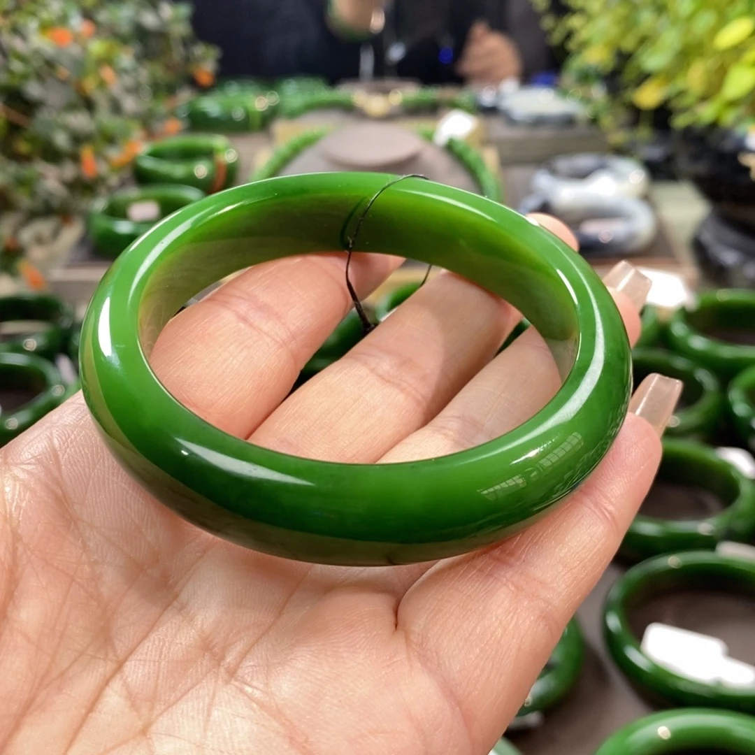 和田玉（碧玉）手镯未镶嵌