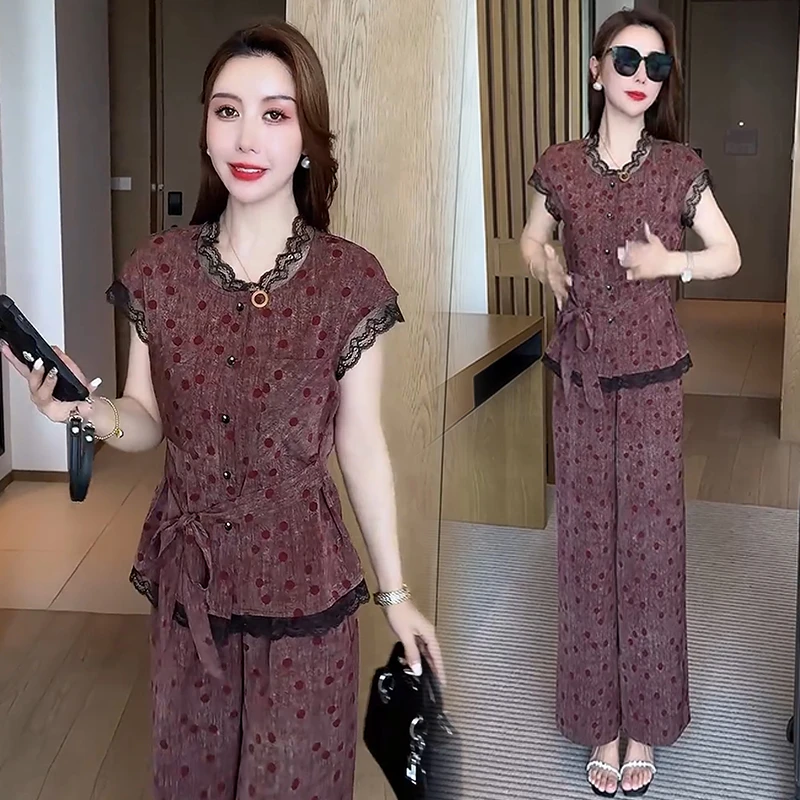 时尚蕾丝拼接套装女2025年夏季新款复古收腰显瘦上衣阔腿裤两件套