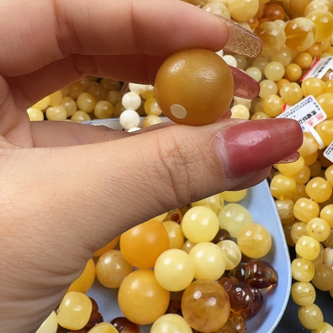 琥珀未镶嵌珠宝奇石