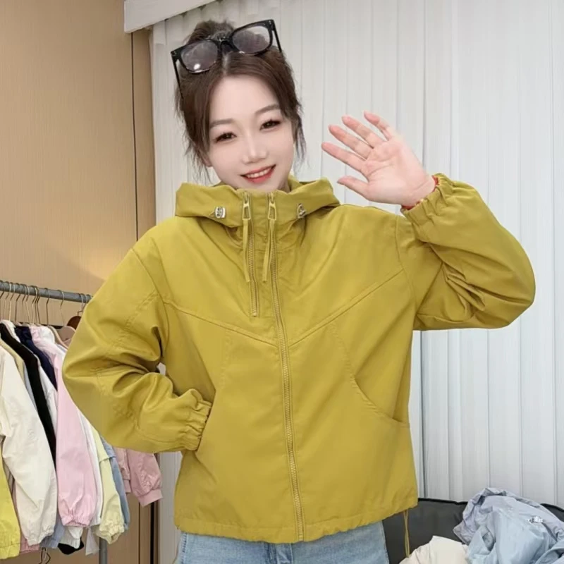 连帽冲锋衣2025秋季新款休闲宽松外套女