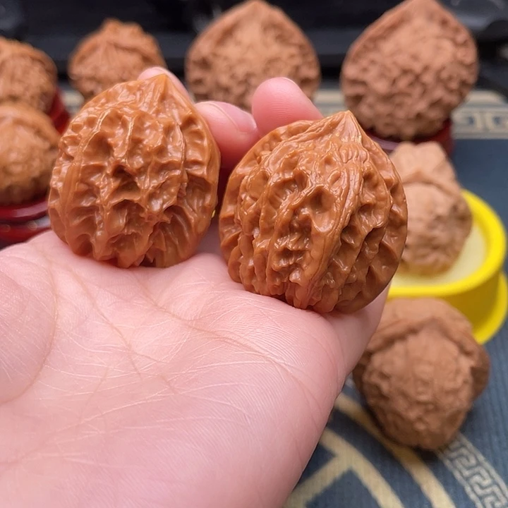 大叶紫檀（黑酸枝木类）