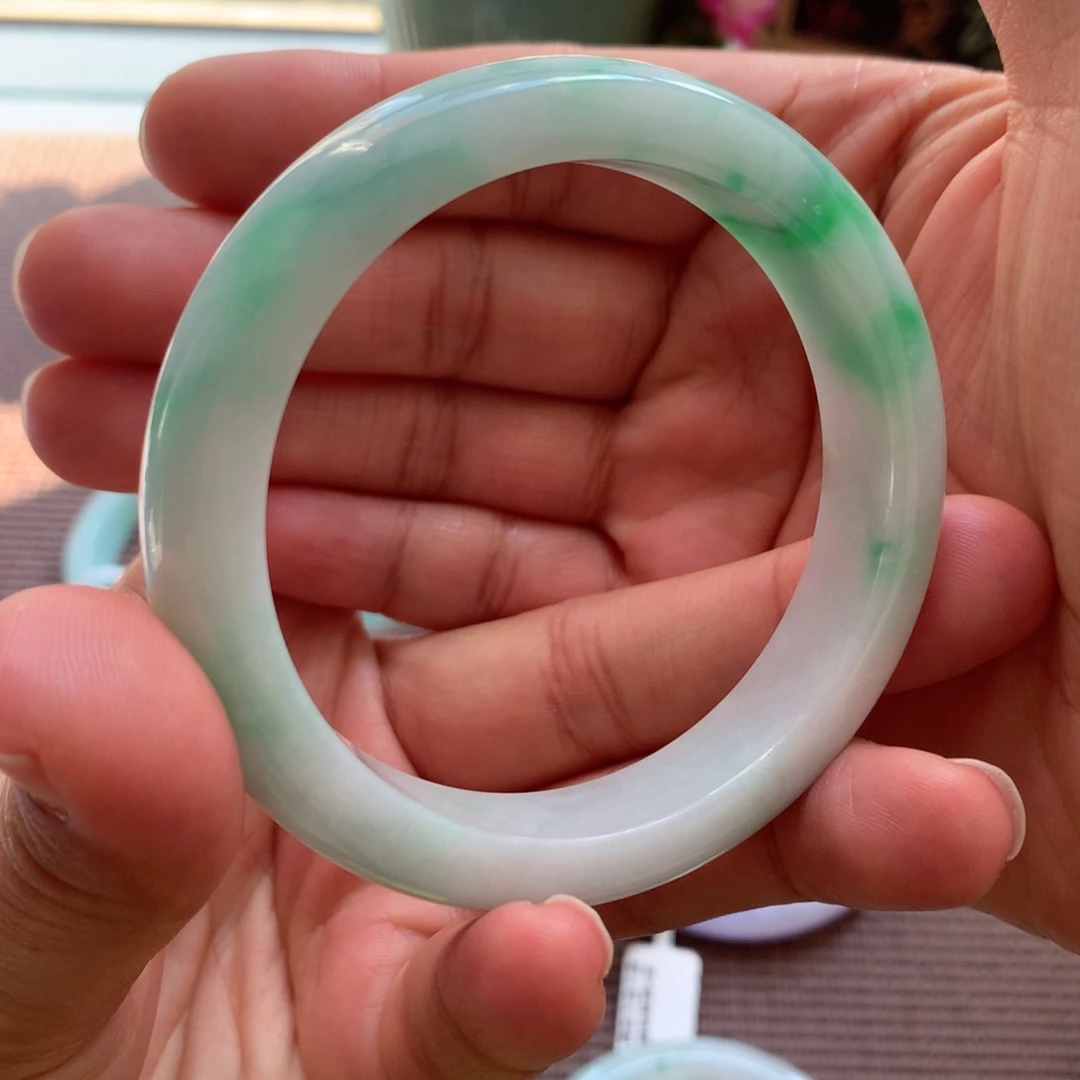 翡翠手镯未镶嵌23号