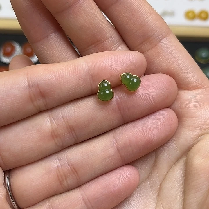 和田玉银S925镶嵌耳饰