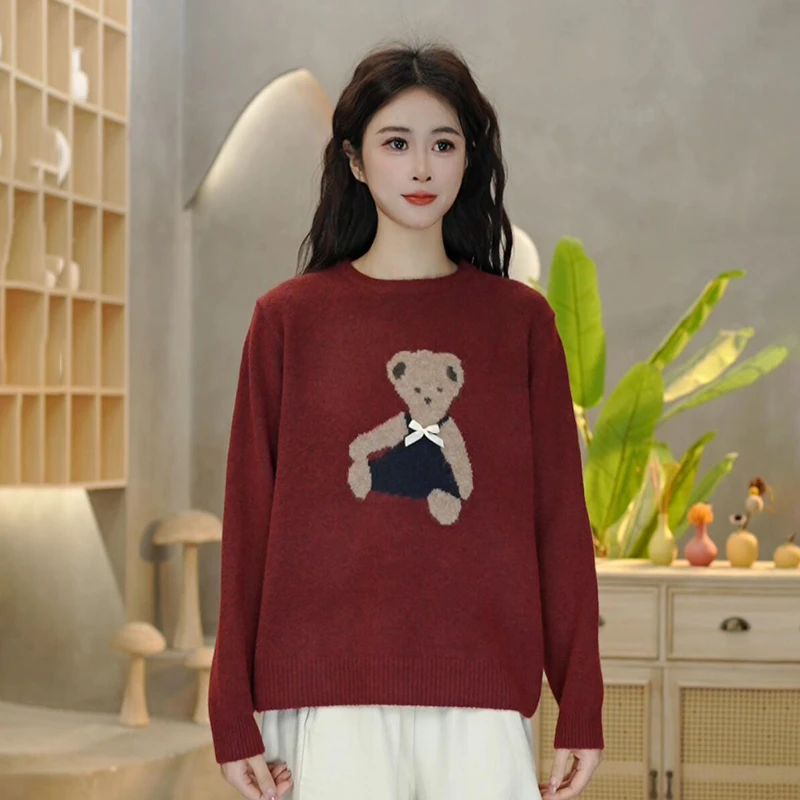 5101 秋冬新款时尚小熊圆领套头毛针织衫百搭软糯休闲宽松上衣