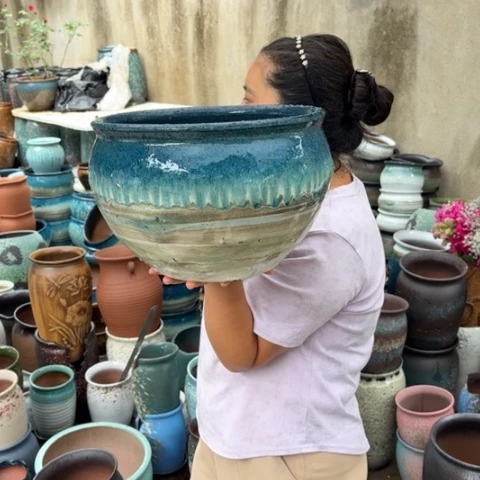 口30高21瑕疵鼓包。