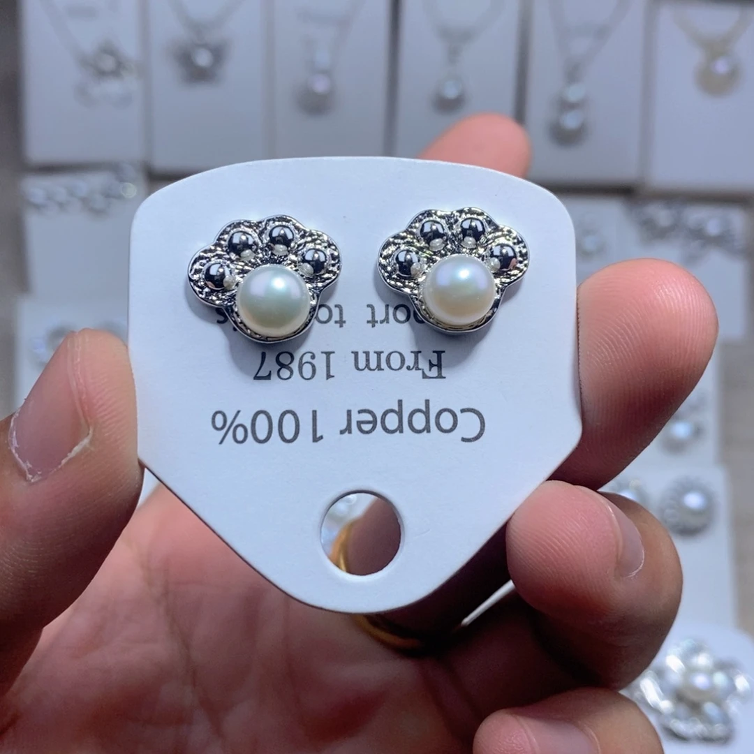 未镶嵌耳饰淡水珍珠