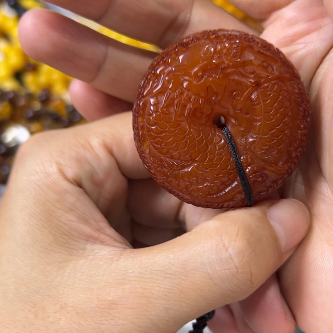 琥珀未镶嵌珠宝奇石443