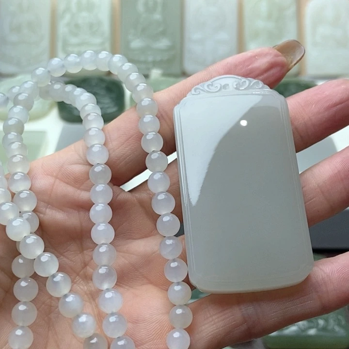 和田玉颈饰未镶嵌老