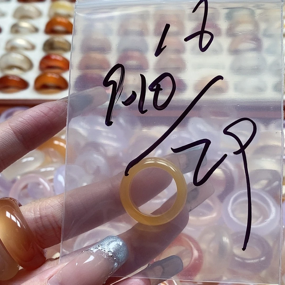 玛瑙/玉髓戒指未镶嵌