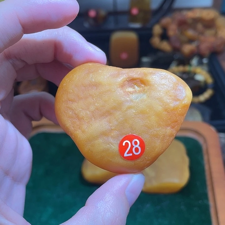 琥珀未镶嵌珠宝奇石缘*