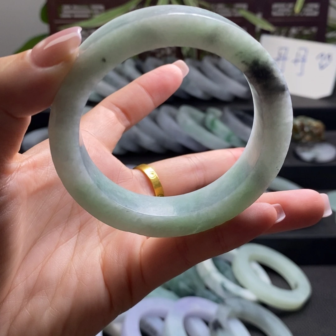 定制翡翠未镶嵌天然a货