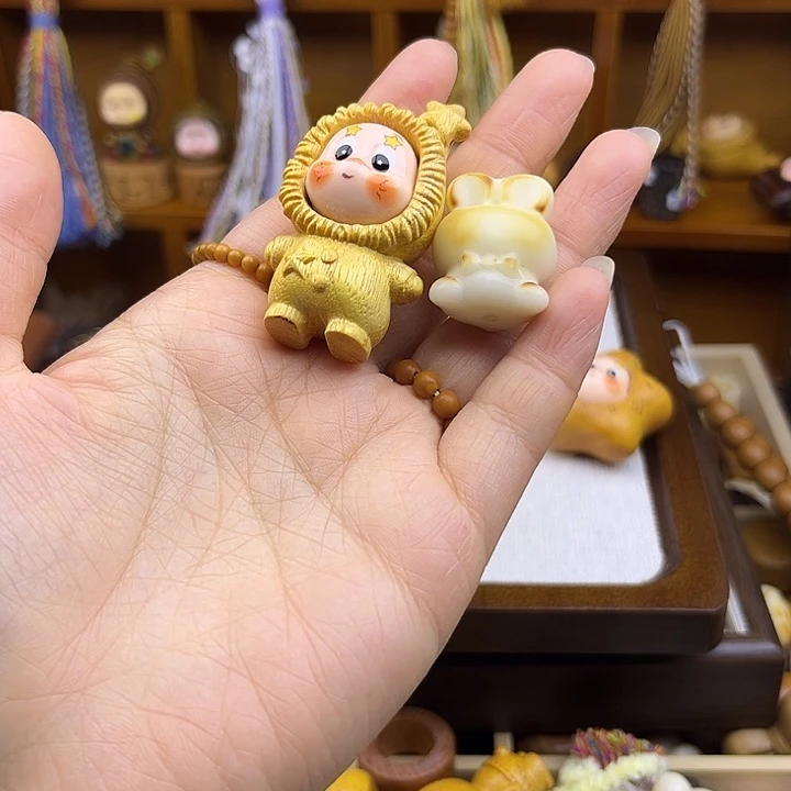 y***吊坠猴头核桃星星人小兔