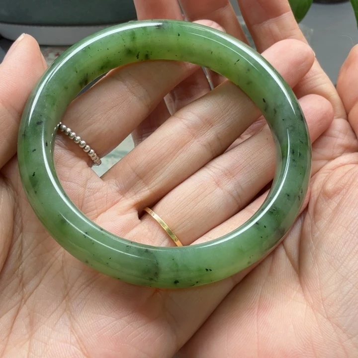 和田玉手镯未镶嵌67