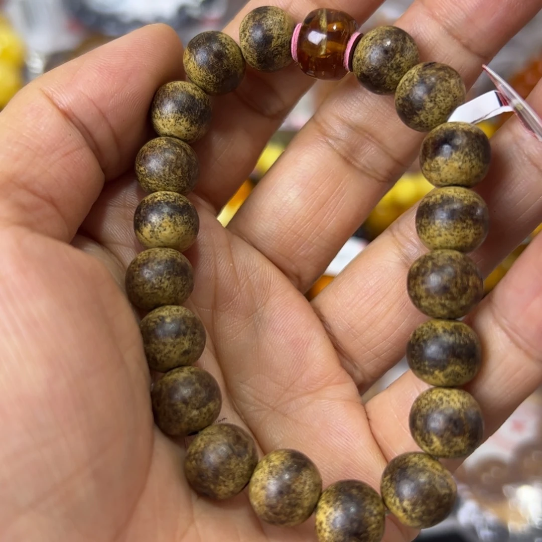 未镶嵌琥珀珠宝奇石458