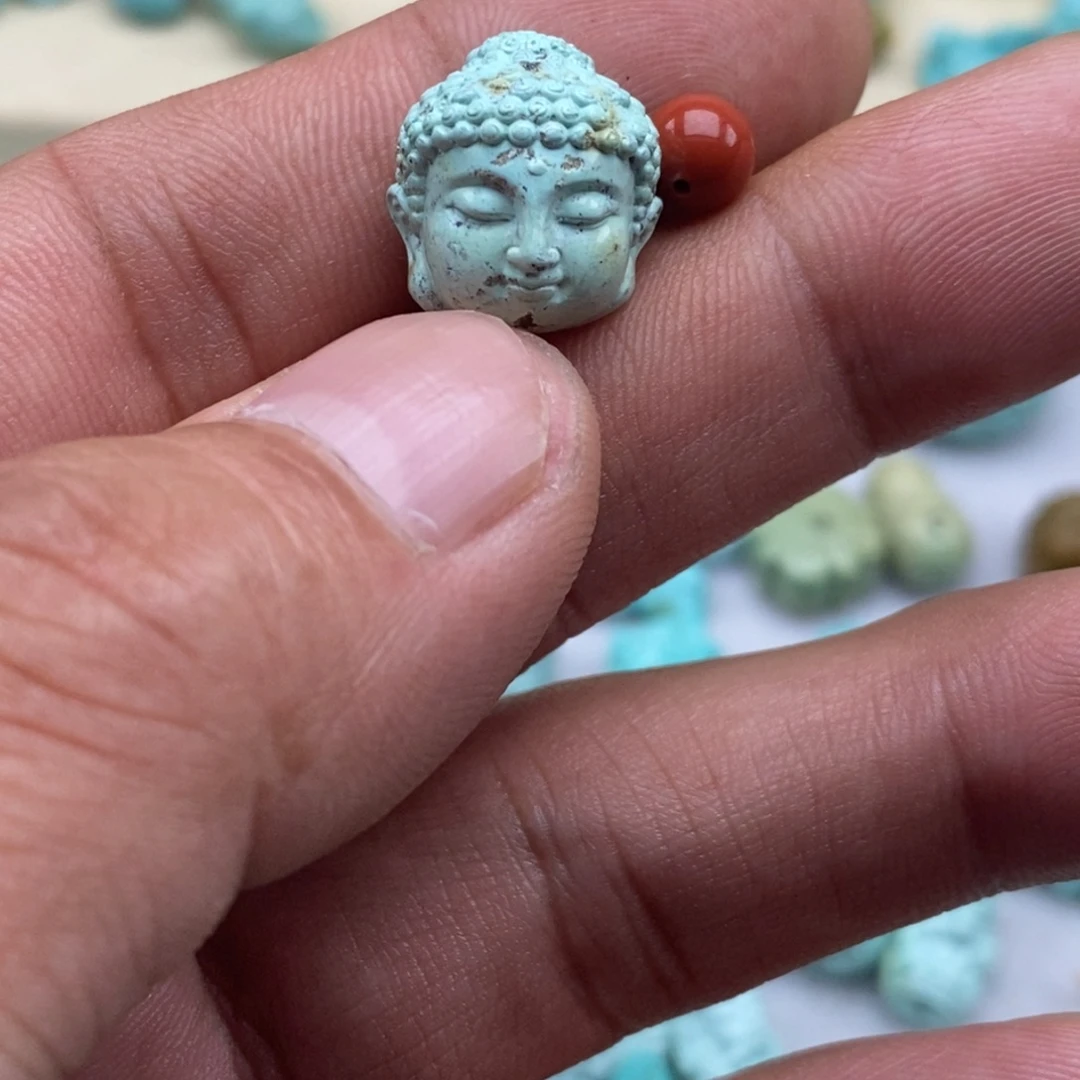 哈***房南红玛瑙未镶嵌珠宝半成品