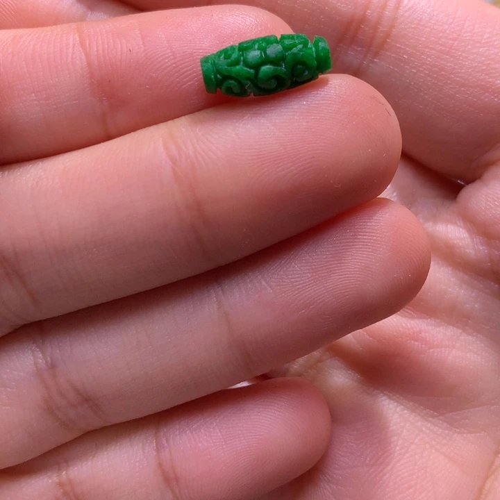 未镶嵌定制翡翠花瓶桶珠