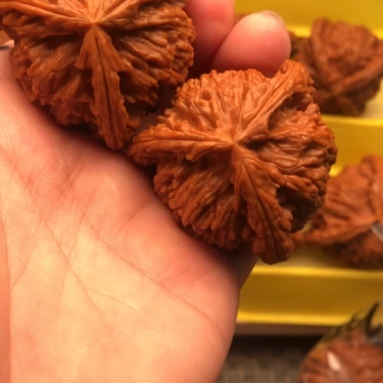 知***！文玩核桃吊坠核桃