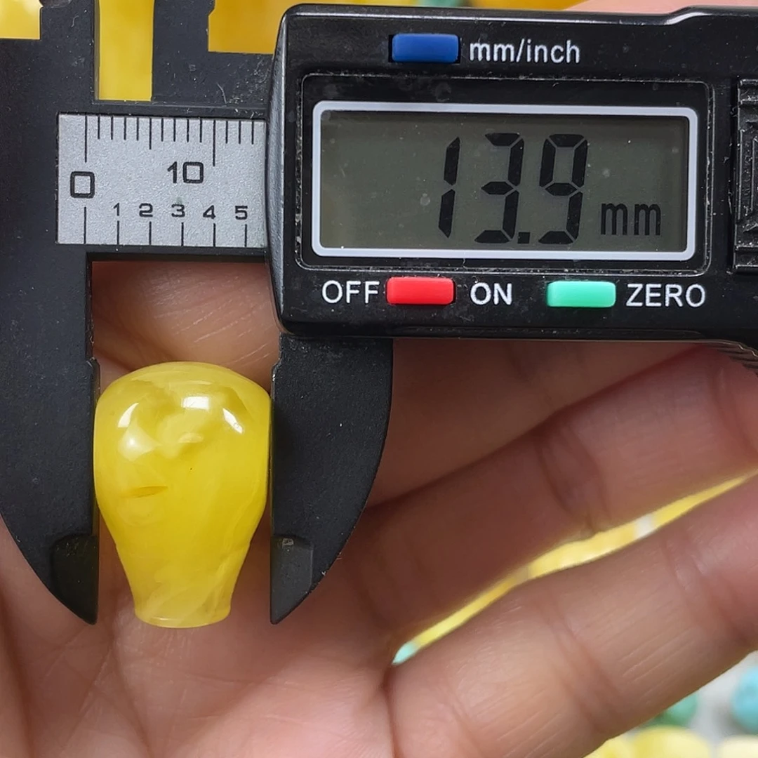 蜜蜡未镶嵌裸石11杂