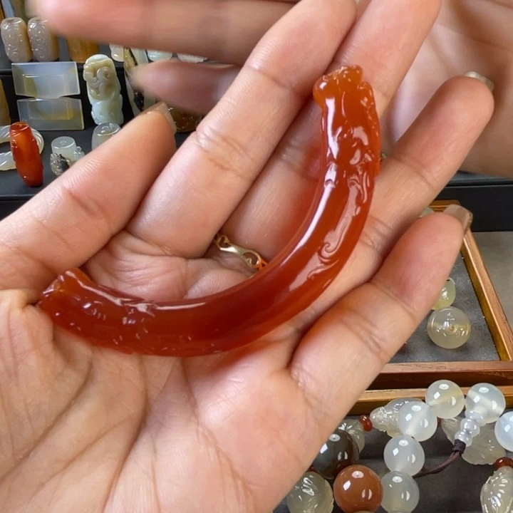 一***海玛瑙未镶嵌手饰玉璜