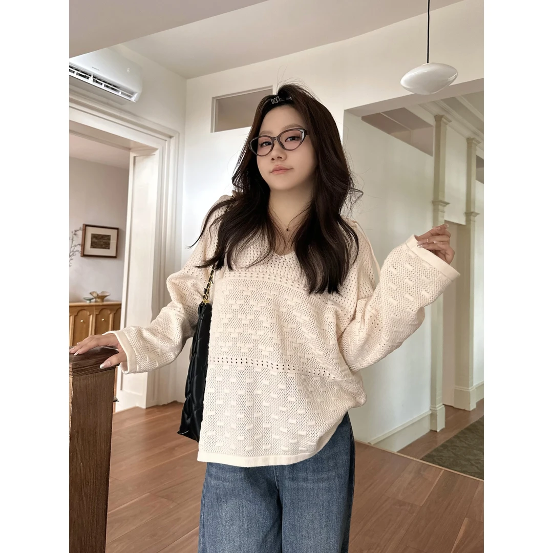 可露露~微胖2025秋季新款毛衣女级感慵懒风连帽镂空针织衫女6256