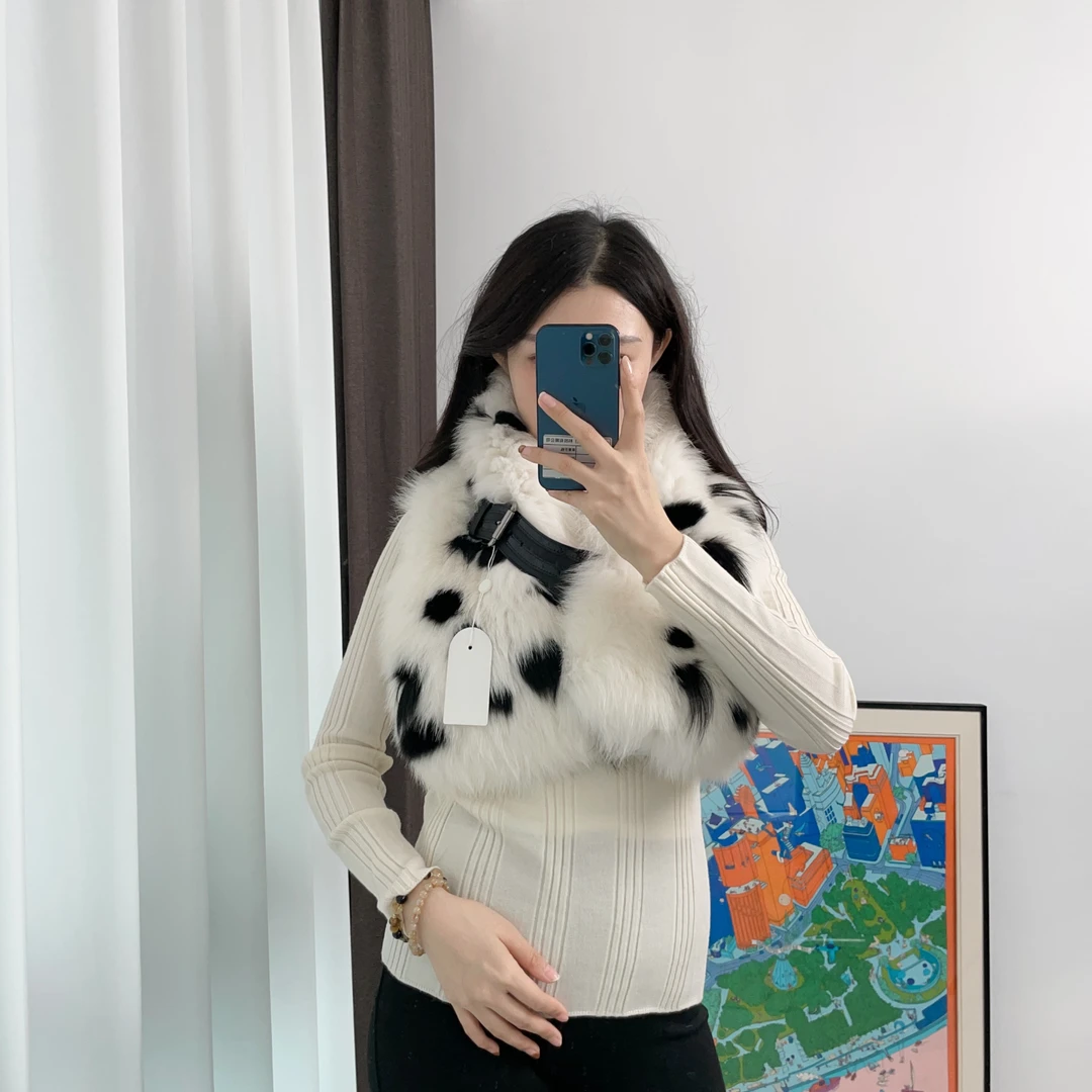 95新 FENDI/芬迪 皮草披肩黑白/240816CWHYW05