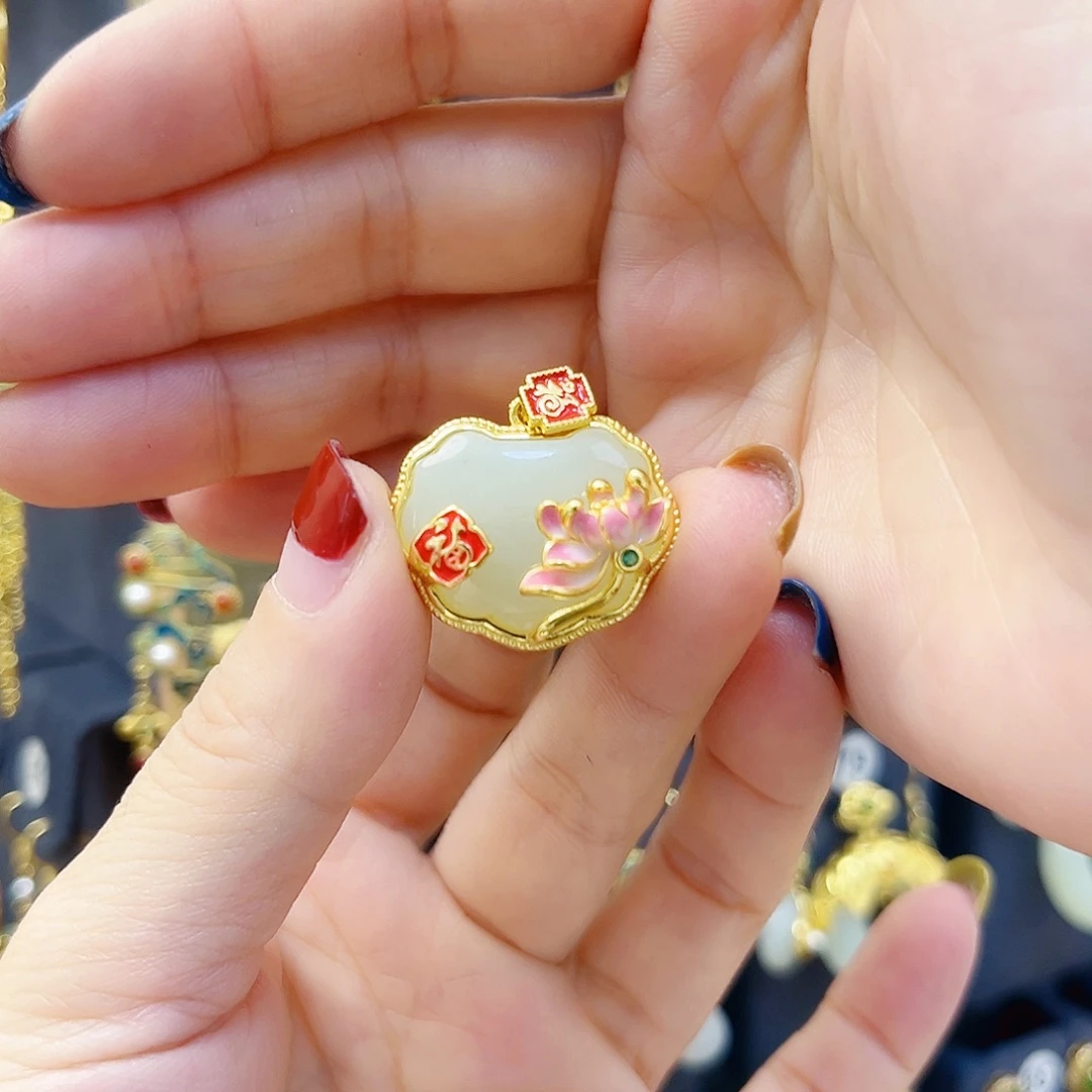 和田玉银S925镀金镶嵌颈饰